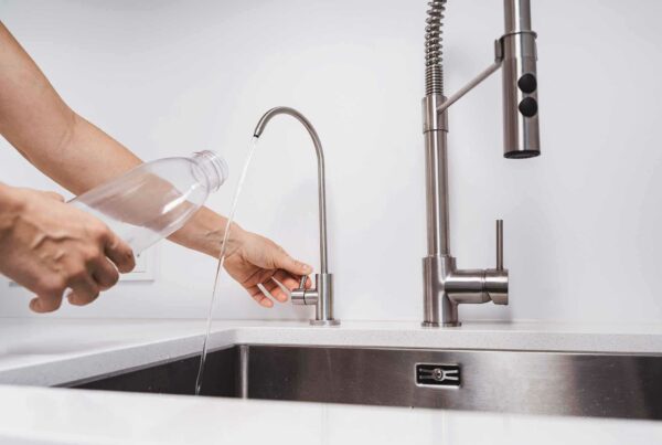 osmosi inversa donna in casa salute e benessere